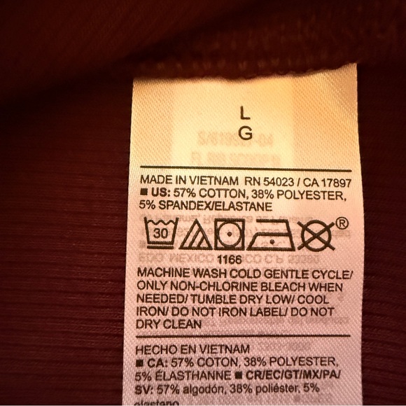 Old Navy | First-Layer Rib Knit Tank Tops, White and Maroon - Picture 7 of 11